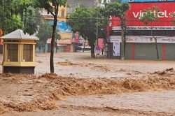 Bảo đảm an toàn tính mạng, giảm thiểu thiệt hại về tài sản của nhân dân