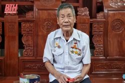'Con dao pha' với hơn 30 năm trong quân ngũ