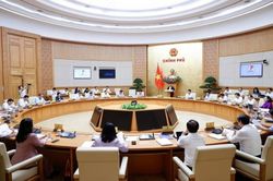 Thủ tướng: Tăng lương cơ sở nhưng lạm phát tăng không đáng kể