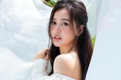 Mai Phương Thúy tuổi 36: Đại gia ngầm showbiz, 18 năm đăng quang hoa hậu vẫn giữ được sức hút