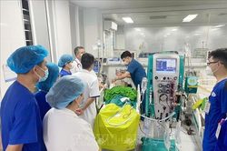Cứu sống 2 người ngộ độc khí H2S khi xuống bể kín