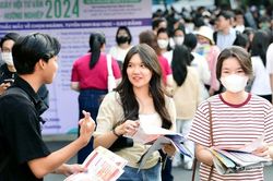 Tỷ lệ ảo cao, cần siết lại xét tuyển sớm