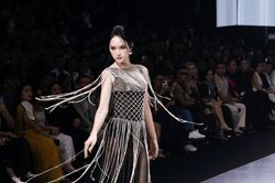 BST 'Shades Of Midnight': Bản tình ca đầy mê hoặc và nổi loạn của sự đối lập