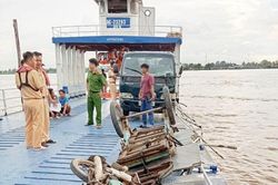 Hiểm họa tai nạn giao thông đường thủy