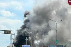 Thành phố Hồ Chí Minh: Tai nạn liên hoàn tại đường dẫn cầu Phú Mỹ