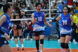 Tin nóng thể thao sáng 9/8: Bích Tuyền muốn lật đổ người Thái ở chặng 2 SEA V.League, VĐV điền kinh Olympic mất ý thức sau chấn thương kinh hoàng