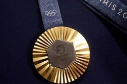 Huy chương vàng Olympic Paris 2024 có giá trị cao kỷ lục