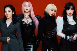 2NE1 'cháy' vé concert - cơ hội để 'đế chế' YG Entertainment trở lại mạnh mẽ