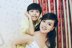 Ảnh tuyển con dâu của mẹ Chải 'Đi giữa trời rực rỡ' nhận 'bão' like