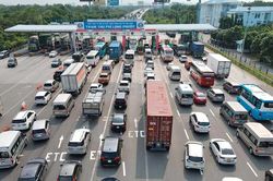 Báo cáo Chính phủ phương án mở rộng đoạn TPHCM - Long Thành