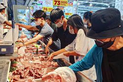 Giá thịt lợn tăng mạnh, nhiều 'ông lớn' chăn nuôi trúng đậm, lãi gấp chục lần