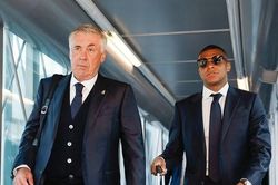 Real Madrid đổ bộ đá Siêu cúp, Ancelotti phán chắc nịch về Mbappe
