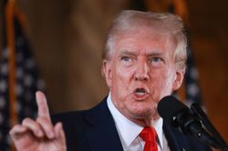 Ông Trump nói Tổng thống Joe Biden có thể gây ra 'Thế chiến III'