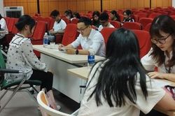 'Ngày hội Thực tập sinh' định hướng nghề nghiệp cho sinh viên