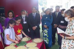 Công chúa Thái Lan Maha Chakri Sirindhorn làm việc tại tỉnh Lào Cai