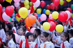 Không để học sinh vì hoàn cảnh khó khăn mà không được đến trường