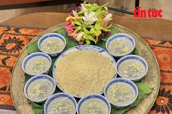 Hoài niệm xôi vò, chè hoa cau trong mâm lễ Vu Lan