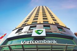 Vietcombank bất ngờ hoãn kế hoạch chào bán cổ phiếu riêng lẻ để tăng vốn