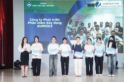 Nhiều học bổng cho sinh viên đầu năm học mới
