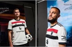 Man Utd công bố áo đấu hai 'bom tấn' từ Bayern Munich