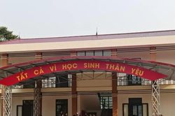 Trường học vùng khó nỗ lực chuẩn bị cho năm học mới