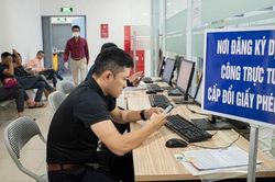 Những bằng lái xe không thời hạn này nên đổi sang bằng lái xe theo Luật mới