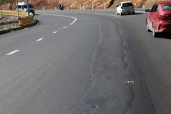Chưa đầy 1 năm đưa vào hoạt động, đèo Prenn ở Đà Lạt đã hư hỏng, rạn nứt mặt đường