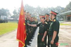 Tổng cục Hậu cần kiểm tra Lữ đoàn 972