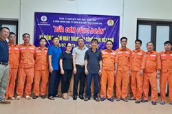 Thủy điện Trung Sơn: Gắn kết sẻ chia với 'Bữa cơm Công đoàn'