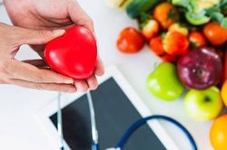 Người bệnh tim mạch nên bổ sung vitamin và khoáng chất nào?