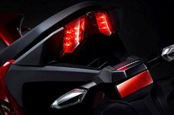 Quên Yamaha Exciter đi, 'vua côn tay' 185cc mới của Honda được khách săn đón hơn cả Winner X, giá rẻ