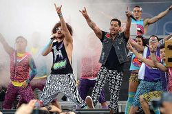 Ca khúc 'Party Rock Anthem' của LMFAO: Hãy thay đổi thế giới bằng niềm vui!
