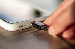 Tiết lộ bộ sạc pin điện thoại nhanh nhất thế giới: Sạc đầy trong 5 phút