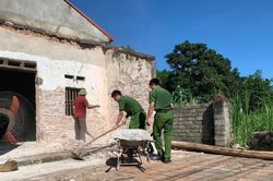 Công an nhân dân vì dân phục vụ