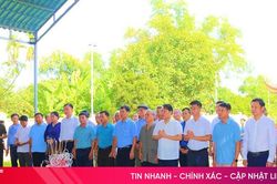 Tưởng niệm 56 năm ngày bom Mỹ sát hại 16 học sinh Trường Cấp III Lý Tự Trọng