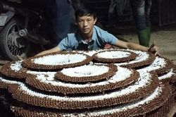 9x Lào Cai với biệt tài nhân giống loài 'sát thủ rừng già', kiếm cả trăm triệu đồng/năm