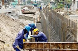 Khẩn trương hoàn thiện hồ sơ xây dựng một số dự án luật quan trọng