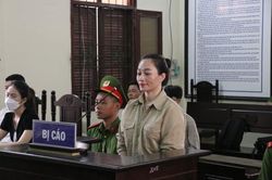 Trả hồ sơ để làm rõ thêm một số tình tiết vụ 'cô đồng bổ cau'