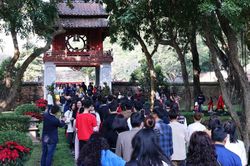 Hà Nội phát huy quy tắc ứng xử, xây dựng nét đẹp nơi di tích, đình, chùa