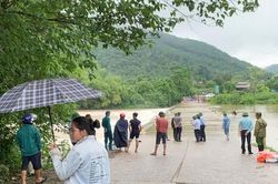 Cố tình qua ngầm tràn, 1 thanh niên bị nước lũ cuốn mất tích