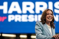 Bầu cử Mỹ 2024: Bà Kamala Harris công kích mạnh mẽ đối thủ Donald Trump