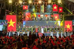 Tổng đạo diễn Phạm Hoàng Giang khắc họa 'Dấu son Hà Nội' giữa lòng Thành phố Hồ Chí Minh