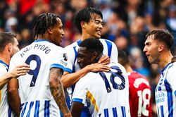 Đòn đau phút bù giờ, MU 'thêm một lần đau' trước Brighton