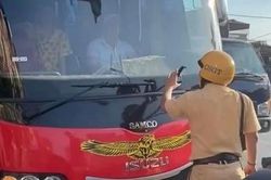 Tài xế xe khách 'húc đẩy' CSGT Hải Dương rồi bỏ chạy