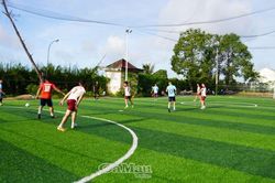 Hội thao bóng đá gây quỹ học bổng 'Tiếp sức đến trường'