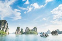Vịnh Hạ Long - Quần đảo Cát Bà được công nhận là Di sản Địa chất Quốc tế