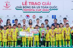 Nét hồn nhiên của các cầu thủ nhí Nghệ An trong trận chung kết Giải U9 toàn quốc 2024
