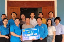 Công đoàn Viên chức Nghệ An hỗ trợ xây nhà tình nghĩa cho hộ nghèo tại huyện Thanh Chương