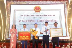 Xã Lăng Thành (Yên Thành) đón Bằng công nhận đạt chuẩn nông thôn mới nâng cao