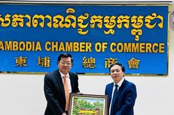 Nghệ An kết nối giao thương, tìm hiểu cơ hội đầu tư tại Campuchia